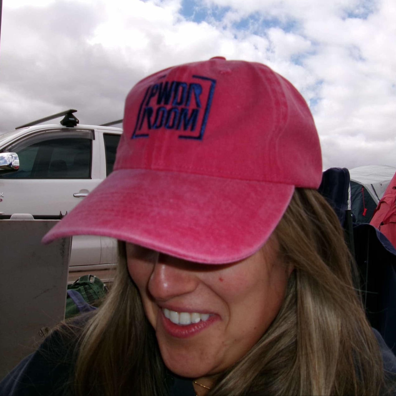 THE STAMP CAP IN WASHED RED